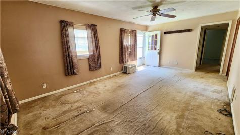 863 North Painesville OH 44077