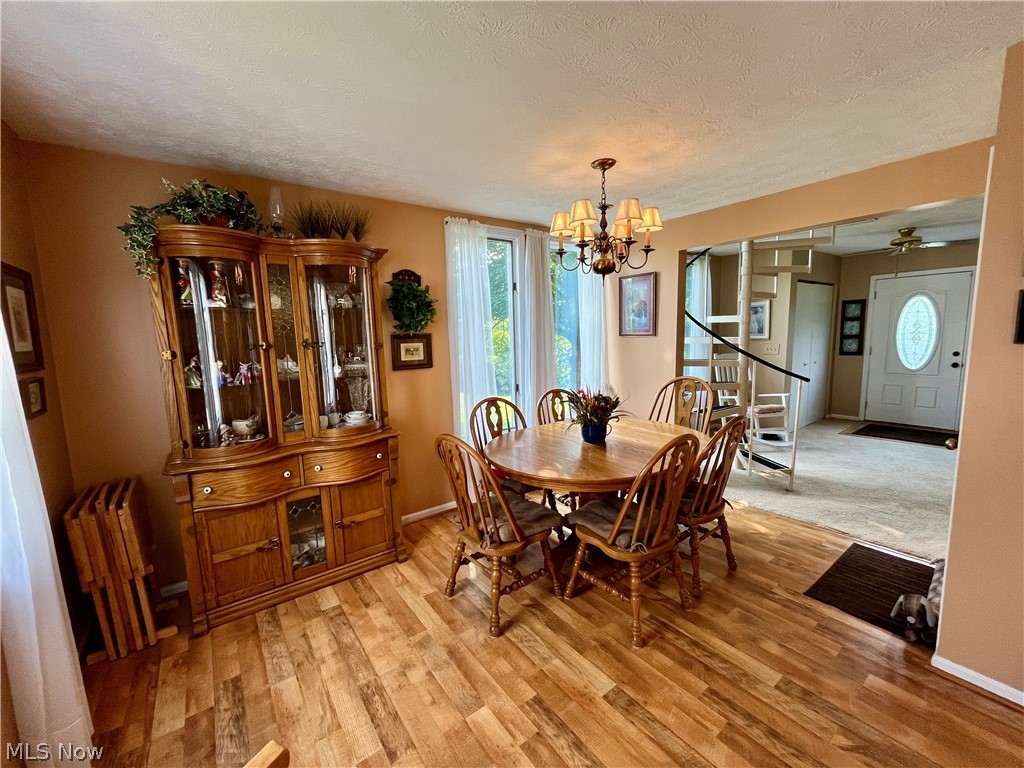 1368 Andora Road NE Carrollton OH 44615