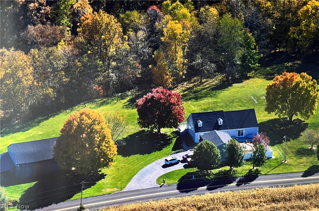 1368 Andora Road NE Carrollton OH 44615