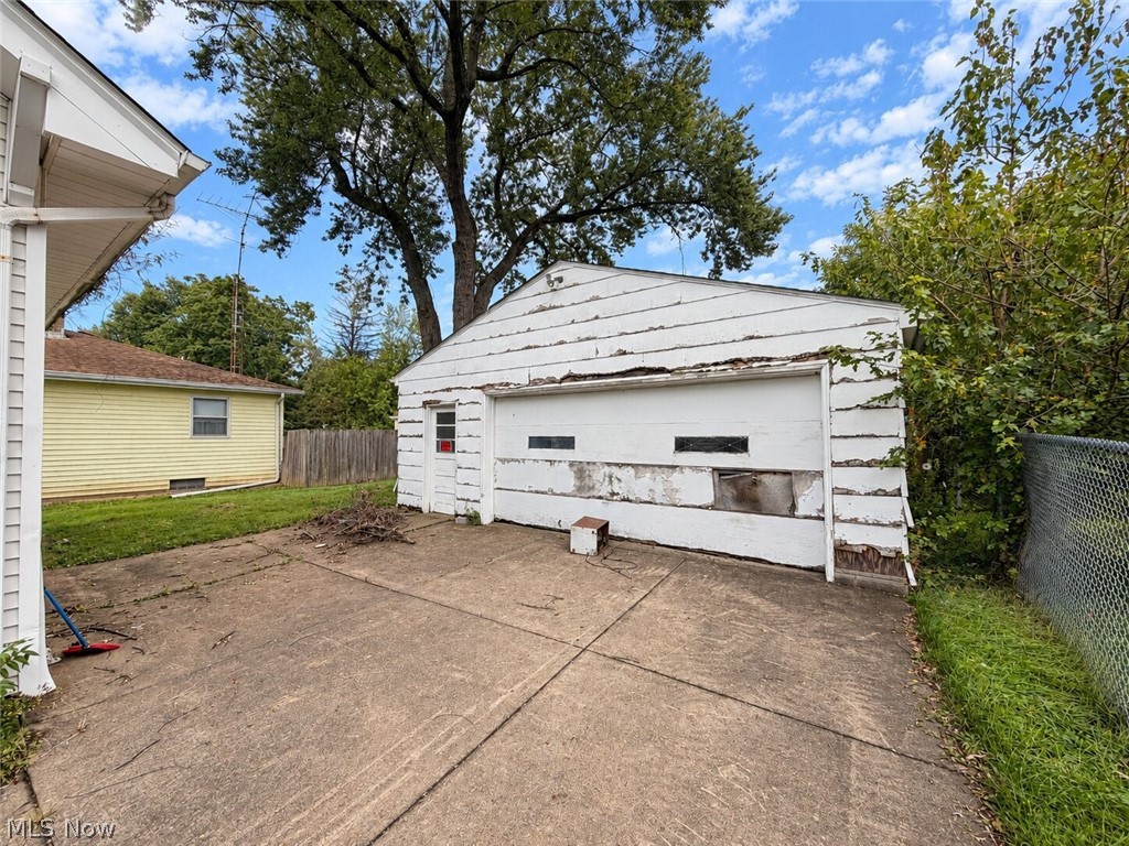 1454 Sheridan Avenue NE Warren OH 44483