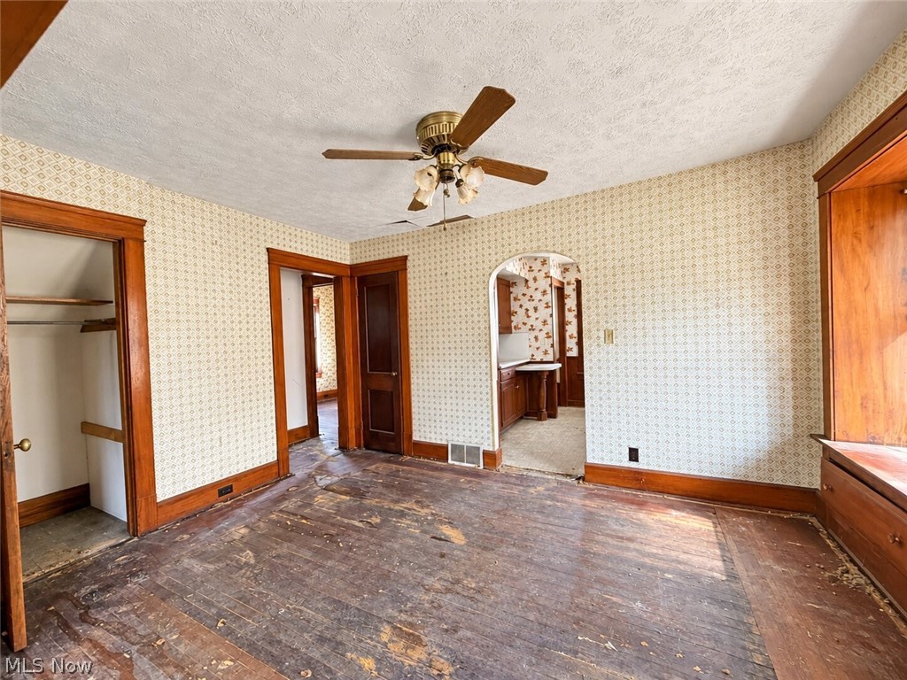 1454 Sheridan Avenue NE Warren OH 44483