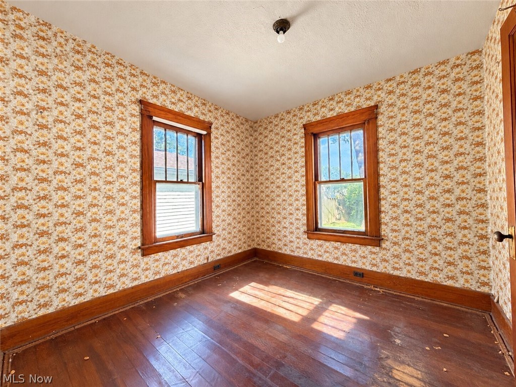 1454 Sheridan Avenue NE Warren OH 44483