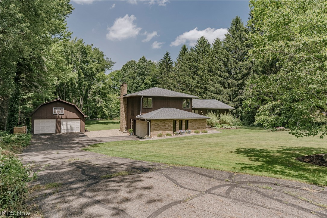 875 Dunning Road New Franklin OH 44614