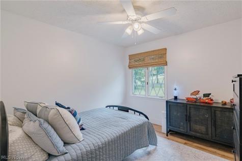 875 Dunning Road New Franklin OH 44614