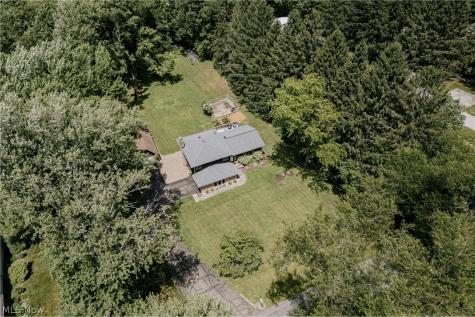 875 Dunning Road New Franklin OH 44614