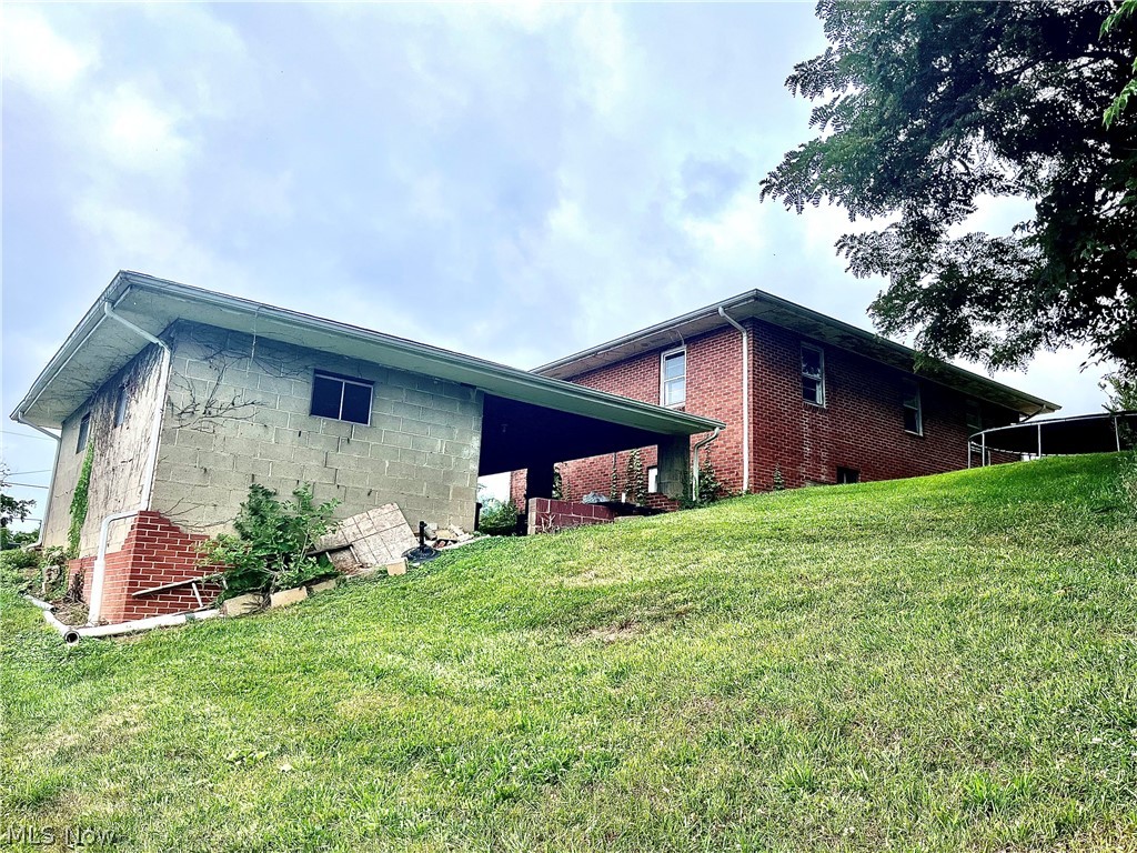 809 Delia Avenue Martins Ferry OH 43935