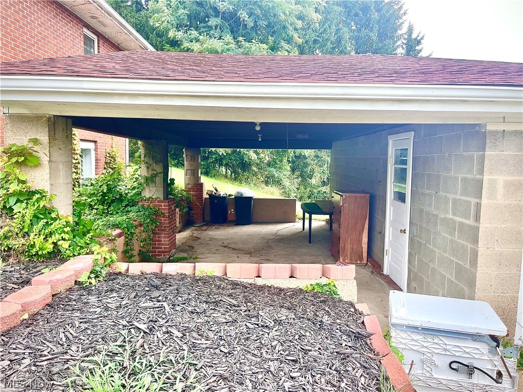 809 Delia Avenue Martins Ferry OH 43935