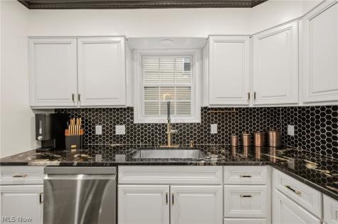 3364 Euclid Heights Boulevard Cleveland Heights OH 44118