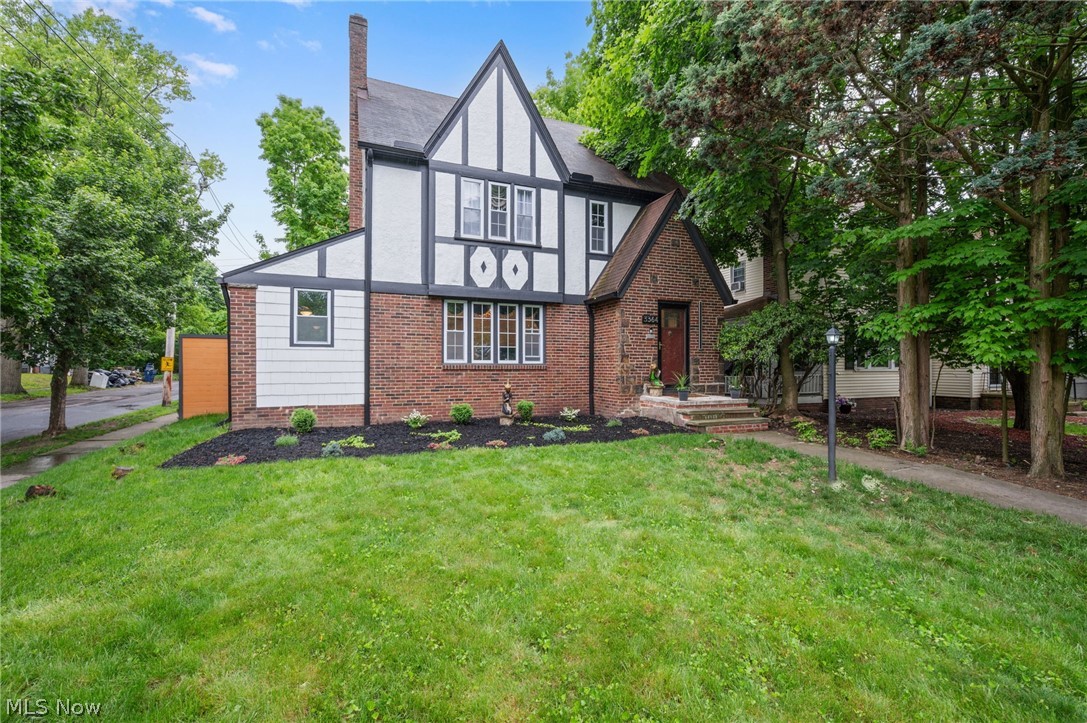3364 Euclid Heights Boulevard Cleveland Heights OH 44118