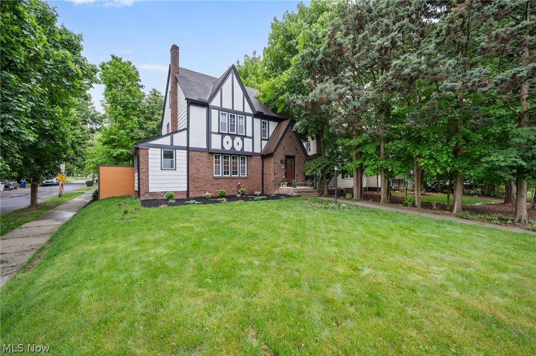 3364 Euclid Heights Boulevard Cleveland Heights OH 44118