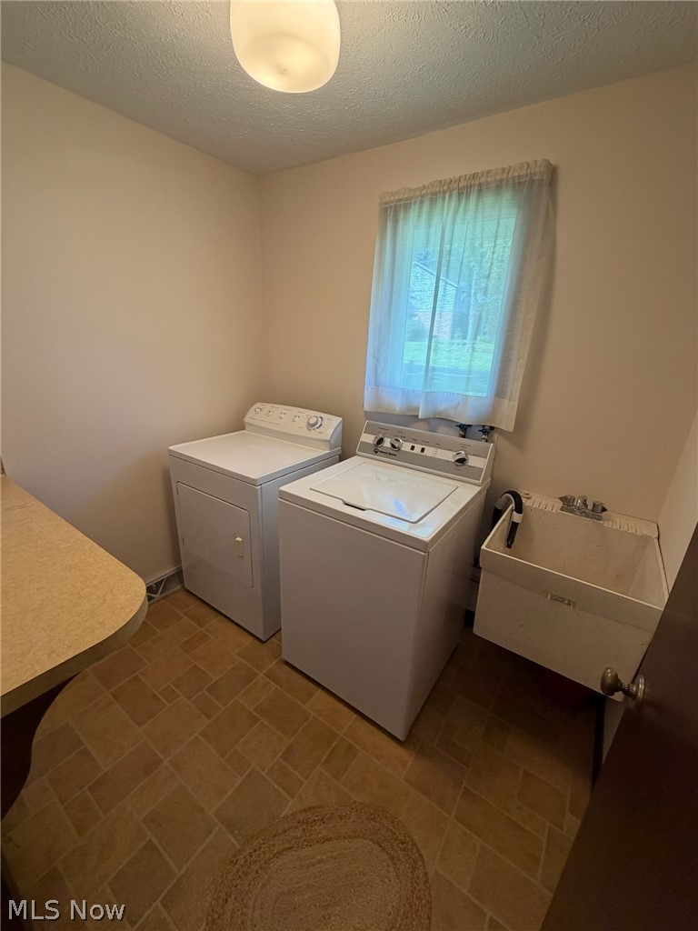 762 Sawmill Trail NE Massillon OH 44646