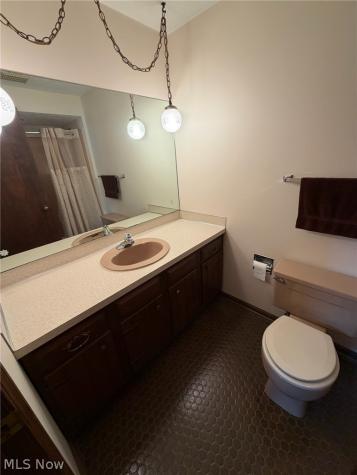 762 Sawmill Trail NE Massillon OH 44646