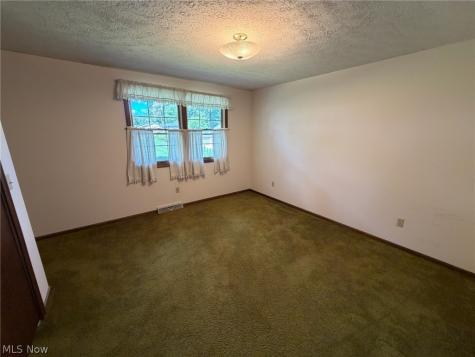 762 Sawmill Trail NE Massillon OH 44646
