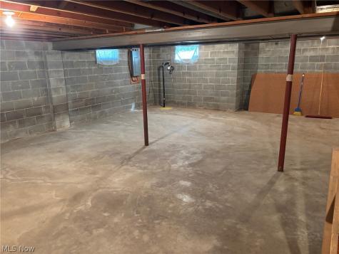 762 Sawmill Trail NE Massillon OH 44646