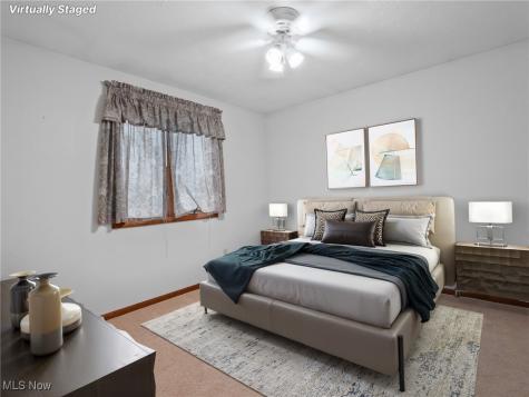 4250 Dawncliff Drive Brooklyn OH 44144