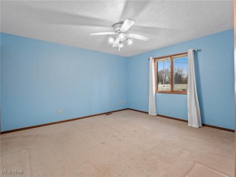 4250 Dawncliff Drive Brooklyn OH 44144