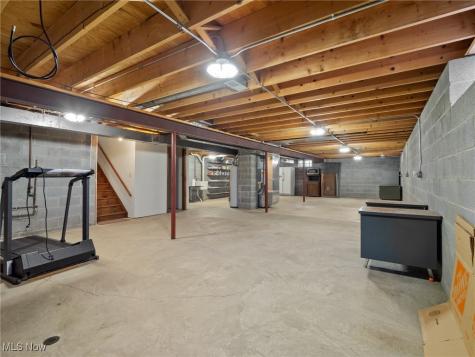 4250 Dawncliff Drive Brooklyn OH 44144