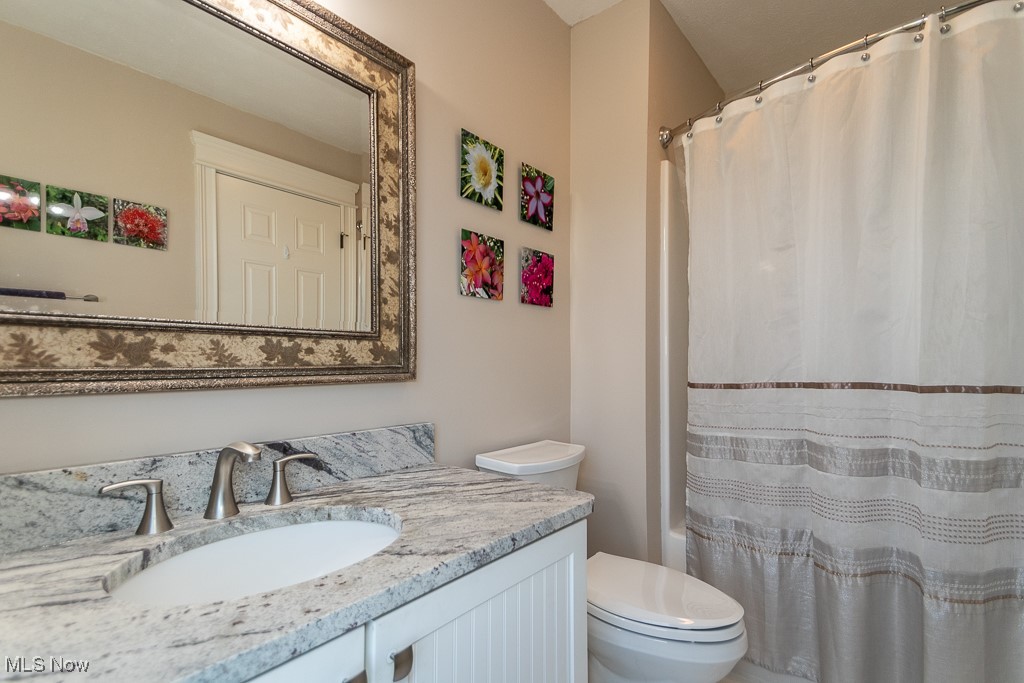 2379 Rivers Edge Drive Willoughby Hills OH 44094