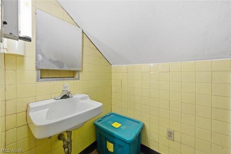 8608 Morton Avenue Brooklyn OH 44144