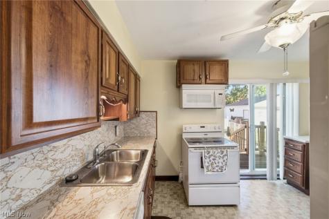 8608 Morton Avenue Brooklyn OH 44144