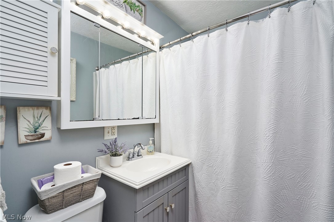 2526 Edgebrook Avenue Akron OH 44312