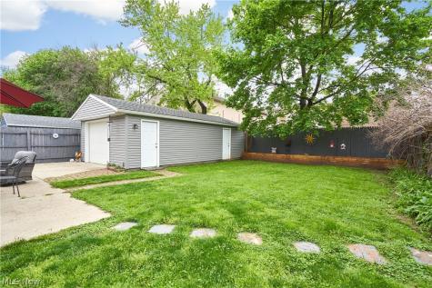 2526 Edgebrook Avenue Akron OH 44312