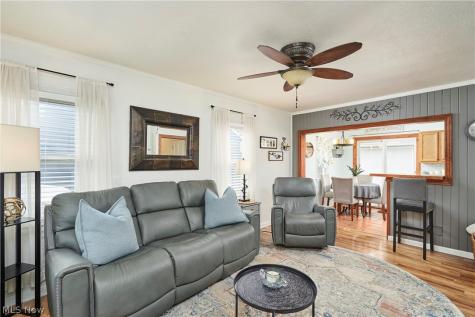 2526 Edgebrook Avenue Akron OH 44312
