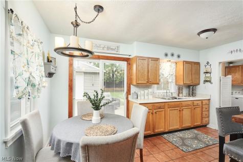 2526 Edgebrook Avenue Akron OH 44312