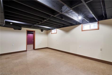 254 Lownsdale Avenue Akron OH 44313