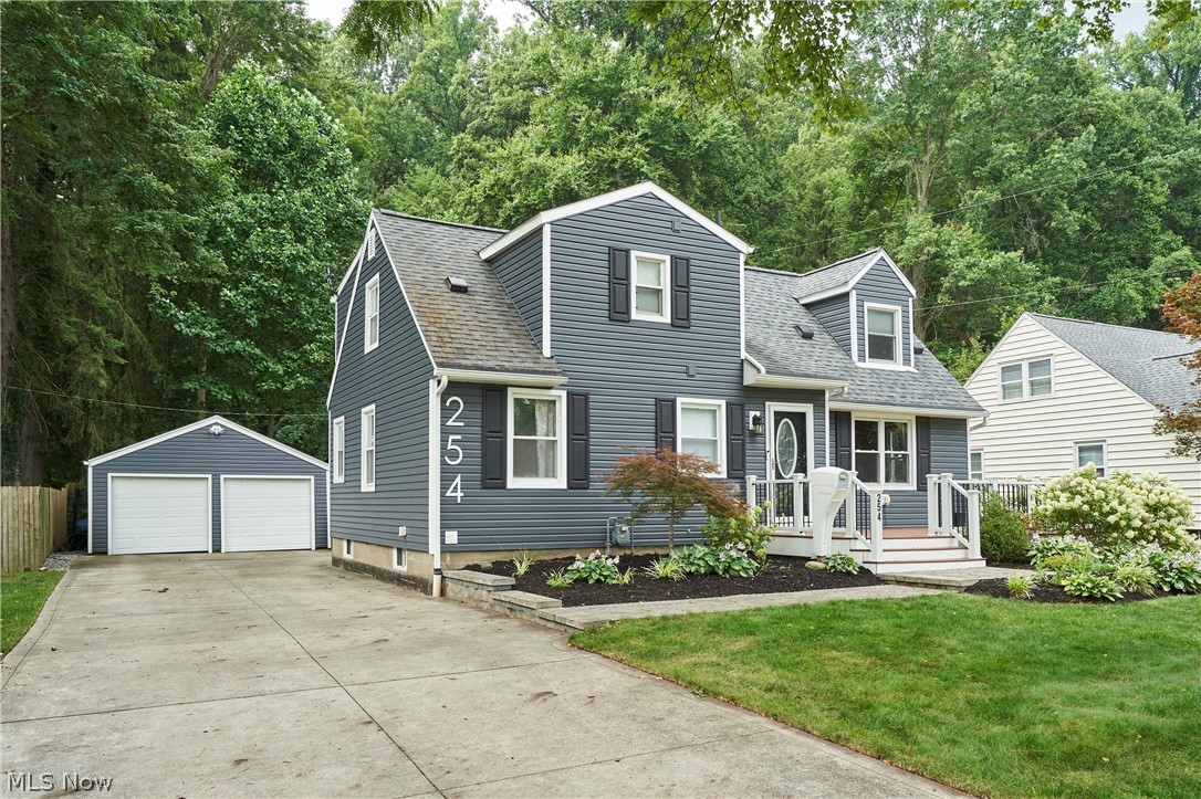 254 Lownsdale Avenue Akron OH 44313
