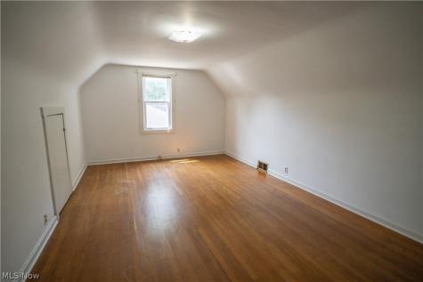 8270 Westmoor Road Mentor OH 44060