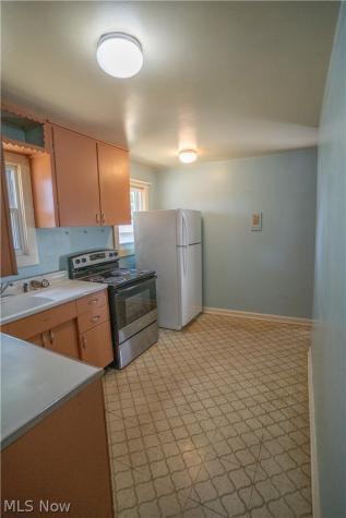 8270 Westmoor Road Mentor OH 44060