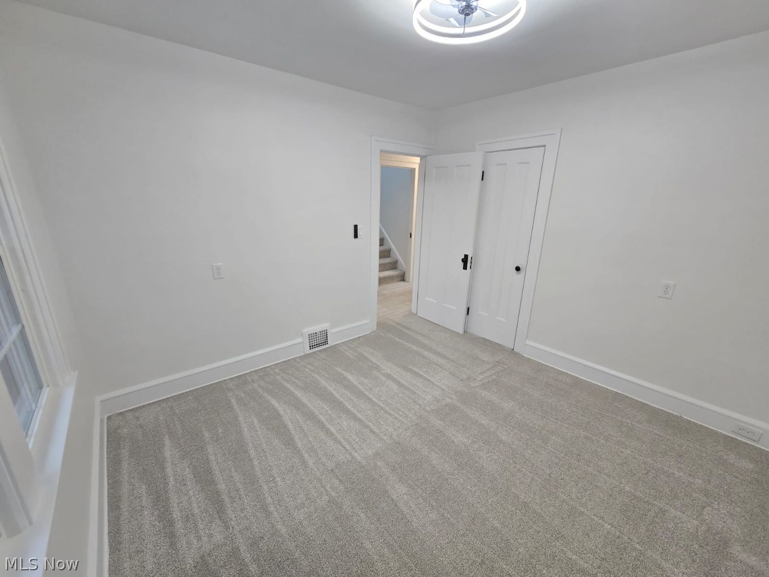 1662 Woodward Avenue Lakewood OH 44107