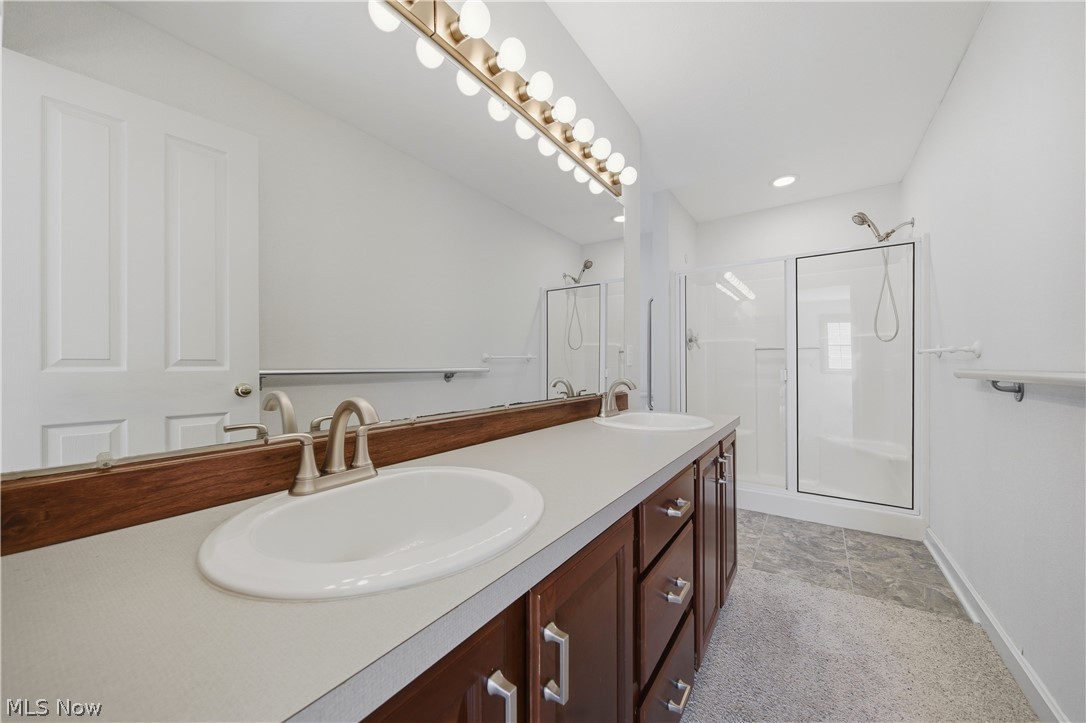 992 Liberty Lane NW North Canton OH 44720