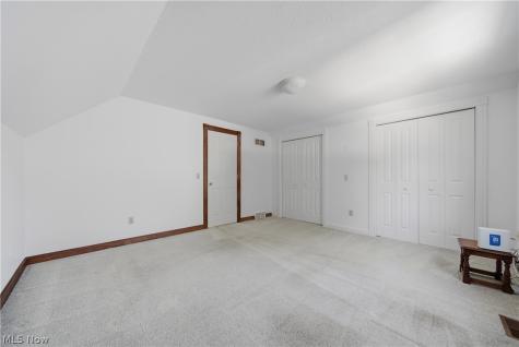 992 Liberty Lane NW North Canton OH 44720