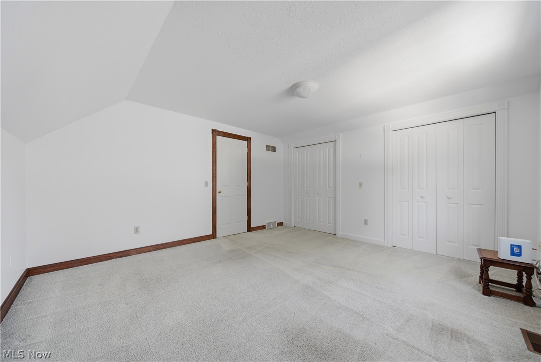 992 Liberty Lane NW North Canton OH 44720