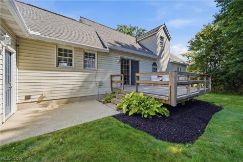 992 Liberty Lane NW North Canton OH 44720