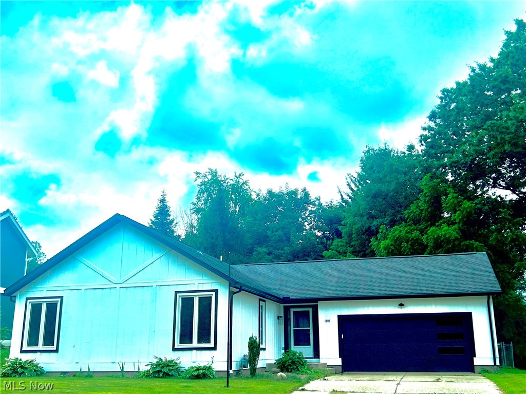 1181 Point Of View Drive Wooster OH 44691