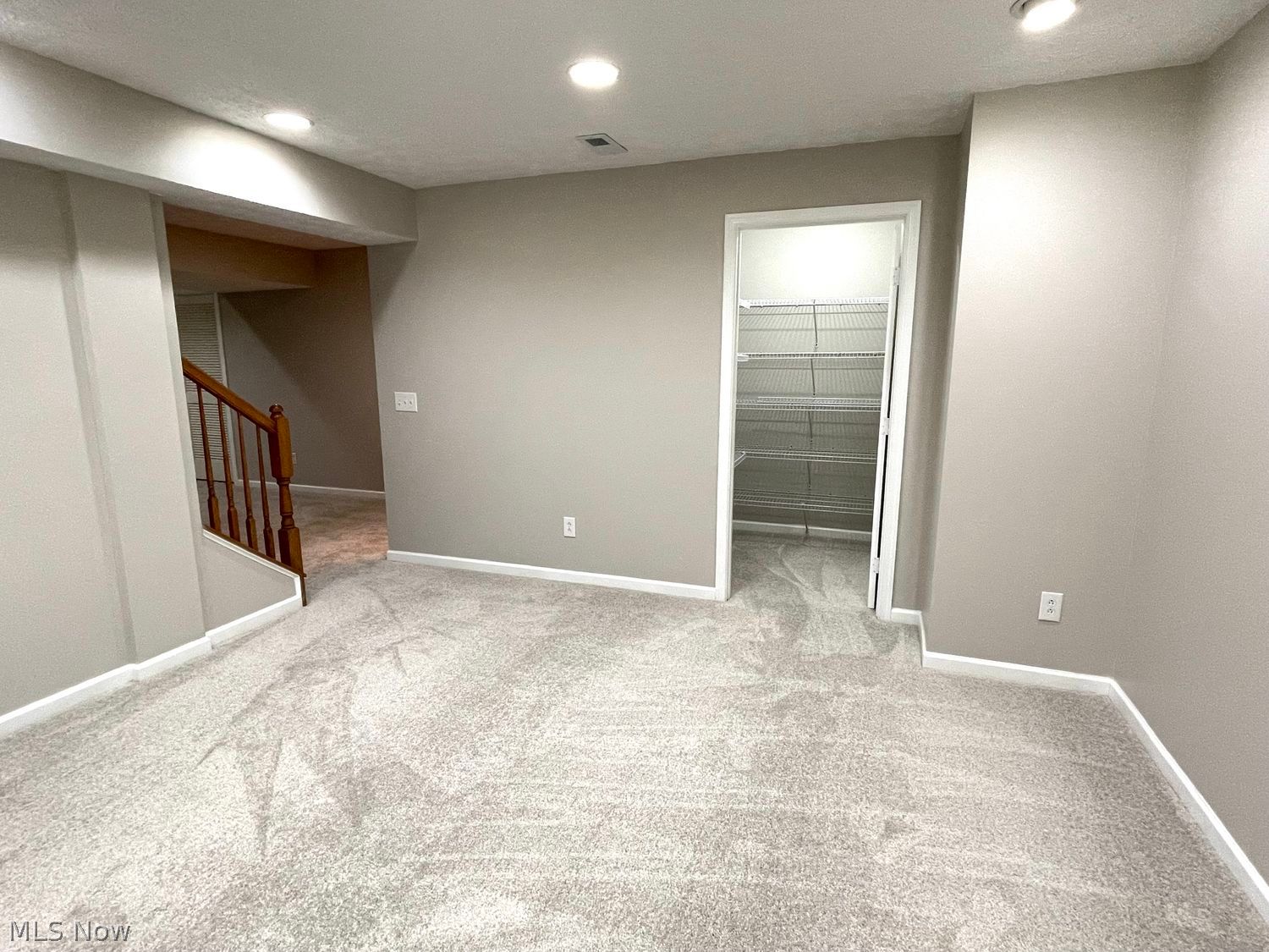 756 Sparrow Way Wadsworth OH 44281