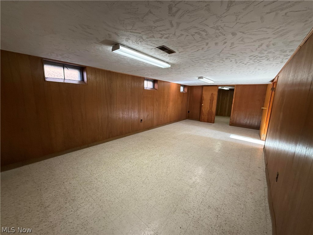 3103 Norris Avenue Parma OH 44134