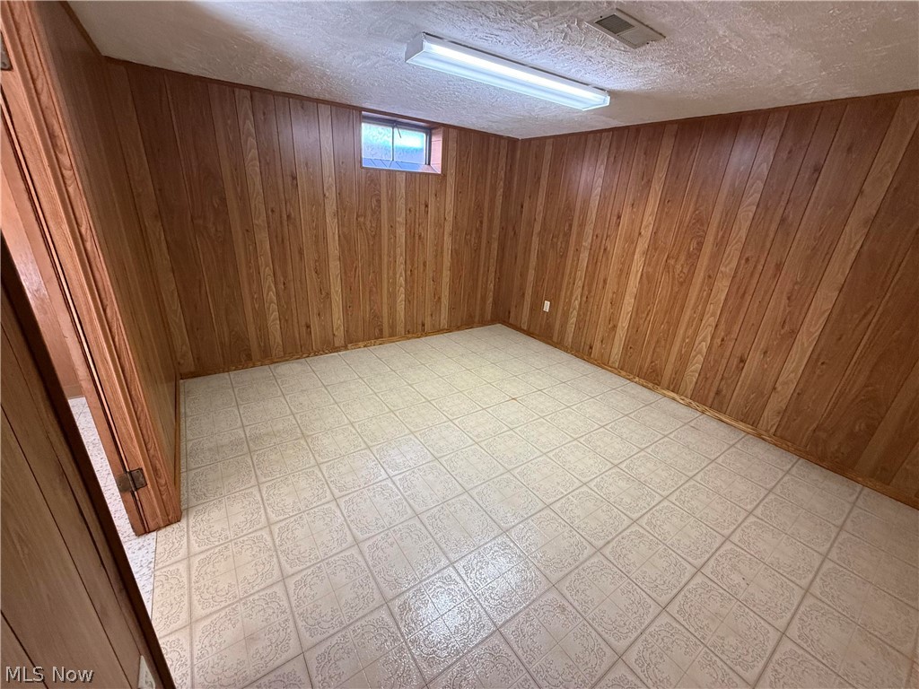 3103 Norris Avenue Parma OH 44134