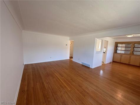 3103 Norris Avenue Parma OH 44134