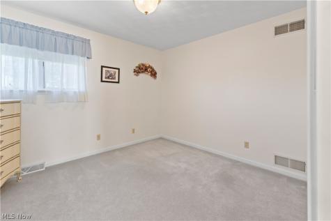 229 Harmony Drive Steubenville OH 43953