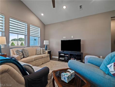 2178 Myla Way Amherst OH 44035