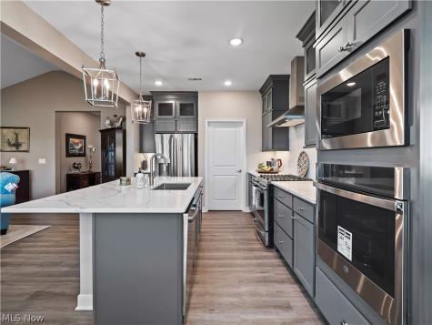 2178 Myla Way Amherst OH 44035