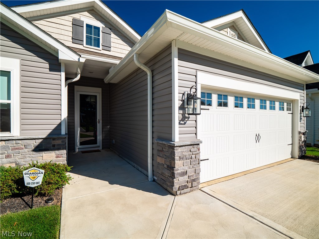 2178 Myla Way Amherst OH 44035
