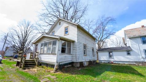 318 11th Street Elyria OH 44035