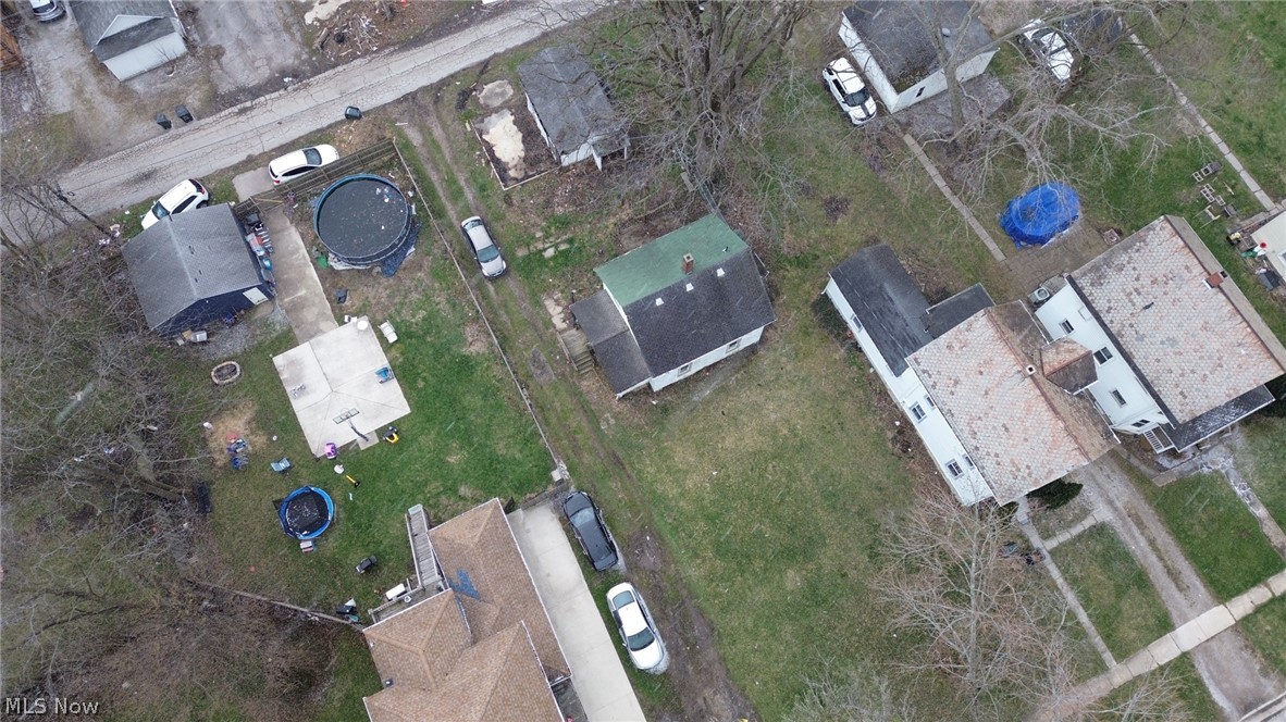 318 11th Street Elyria OH 44035
