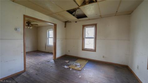 318 11th Street Elyria OH 44035