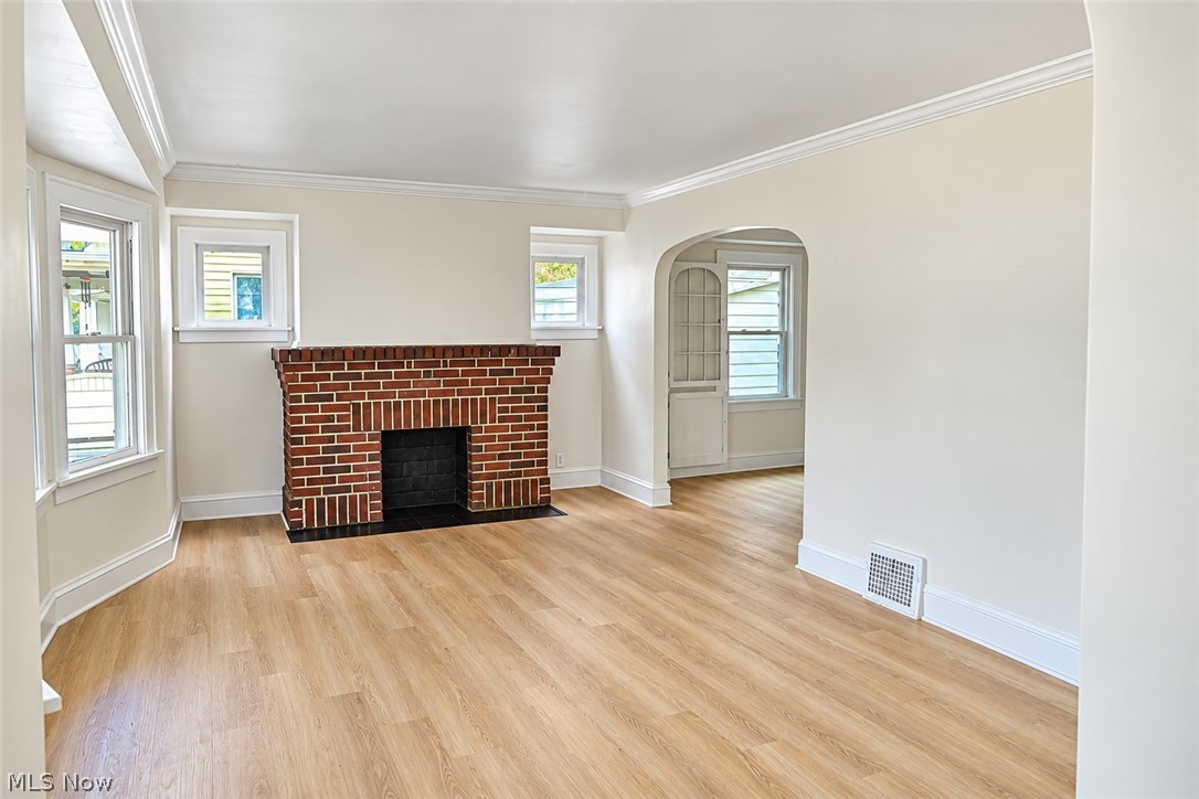 3592 W 128th Street Cleveland OH 44111